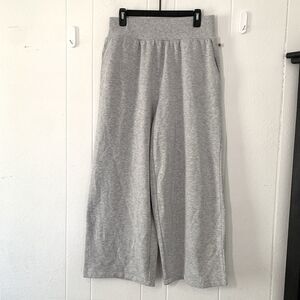 Max Studio Womens Large Pants Grey Lounge Sweatpants Wide Leg Crop Comfort Soft